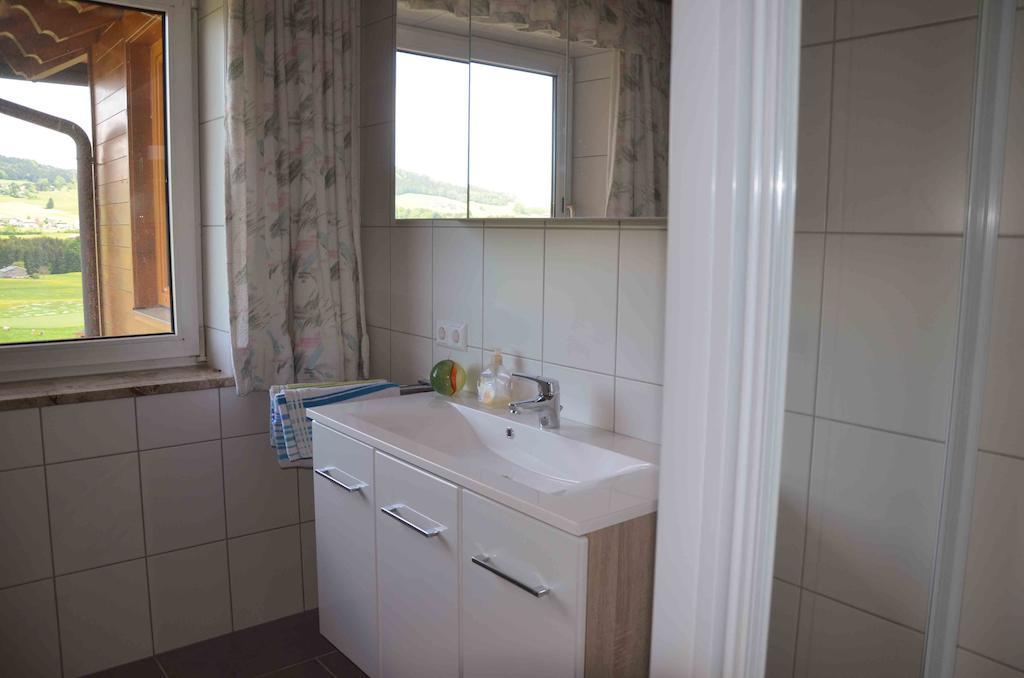Ferienhaus Mitterbauer Oberhofen am Irrsee Ruang foto