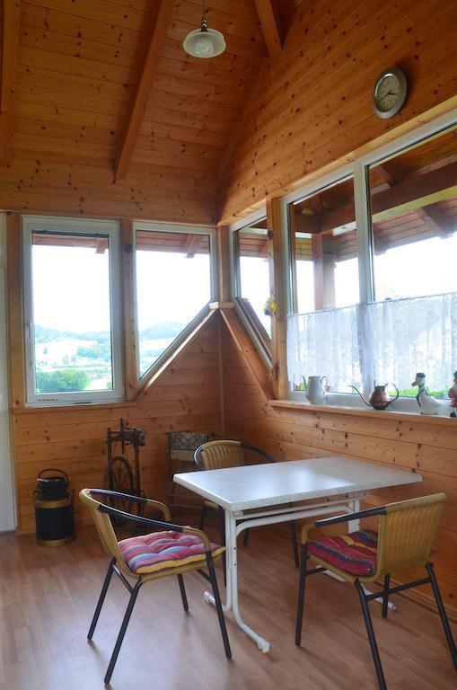 Ferienhaus Mitterbauer Oberhofen am Irrsee Ruang foto