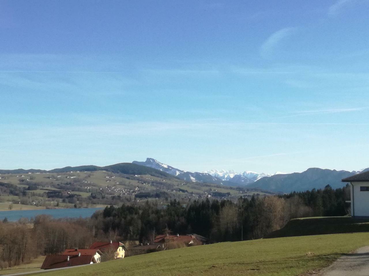 Ferienhaus Mitterbauer Oberhofen am Irrsee Bagian luar foto